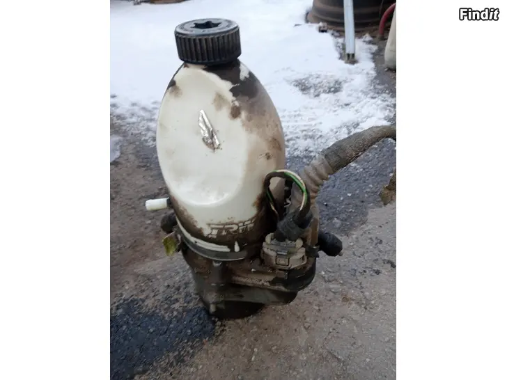 Myydään Opel Vectra C 2005 ohjaustehostimen pumppu yksikkö TRW