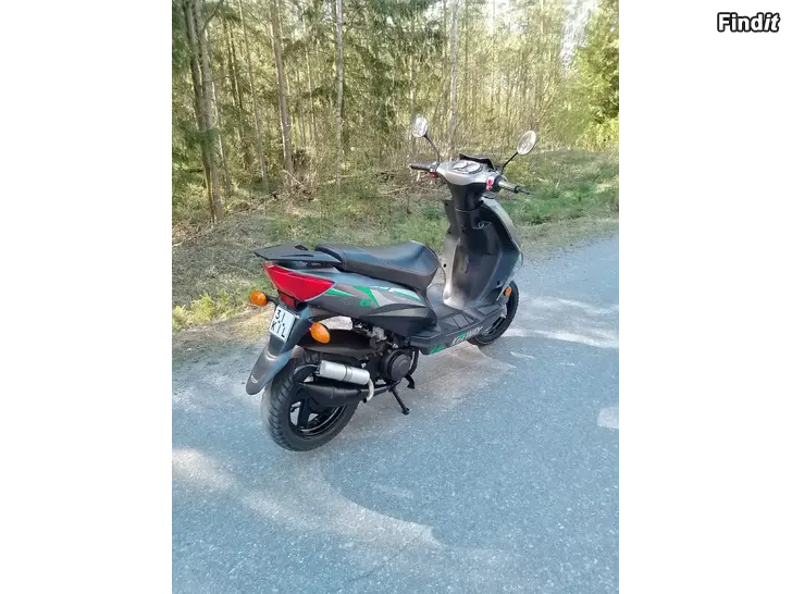 Myydään Keeway Sport 50 RY6