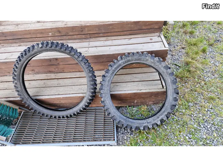 Säljes Spikdäck/Spikringar - Michelin AC 10, 100/90-19, 80/100-21