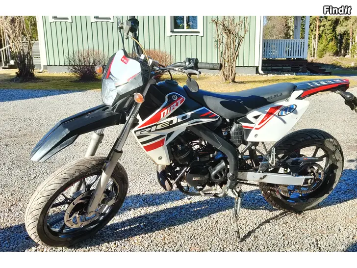Säljes RIEJU moped MRT