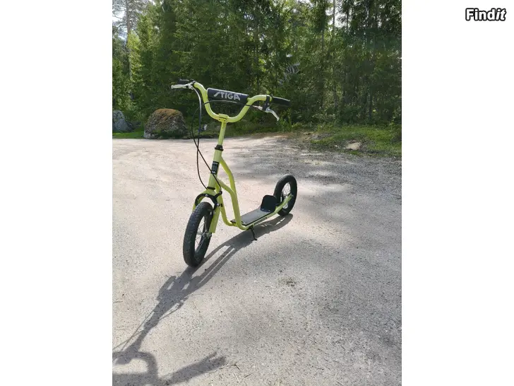 Myydään Stiga STR Air Scooter 12