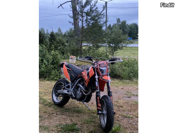 Säljes ktm smc 625