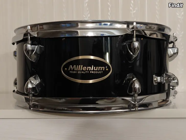 Säljes Millenium Virveltrumma 13 tum