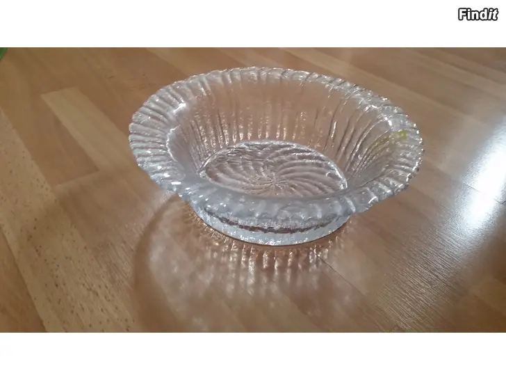 Säljes Riihimäen lasi Tupru iso lasikulho Nanny Still -hinta 7e