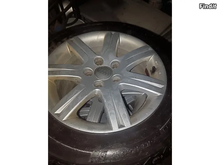Säljes Audi alu-fälgar o vinterdäck 16 tums