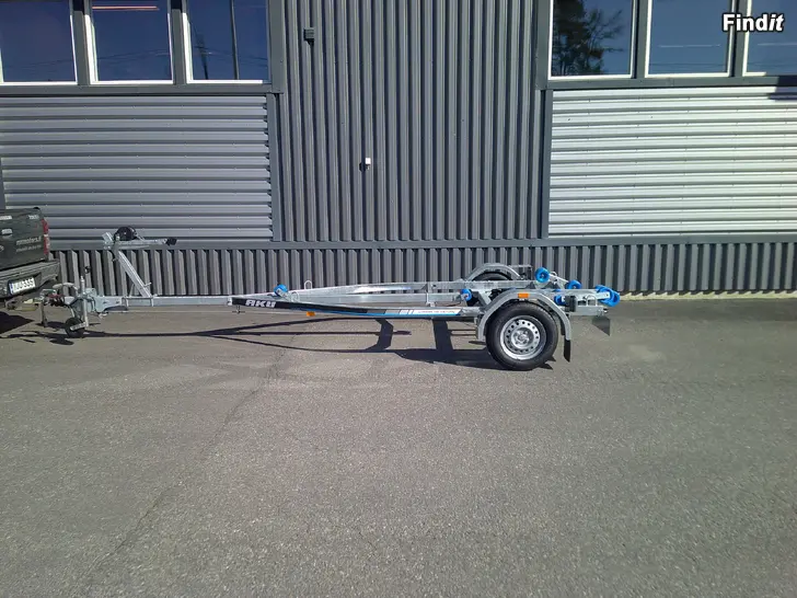 Säljes AKU BX1000-RB. NYHET