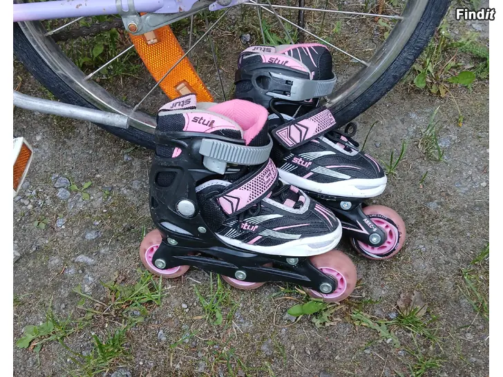 Myydään Lasten rullaluistimet