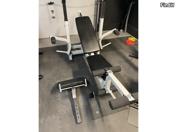 Säljes Hemmagym bänkpress pressbänk träningsbänk
