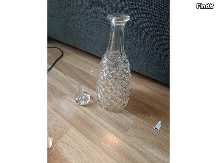 Myydään Kristalli karahvi