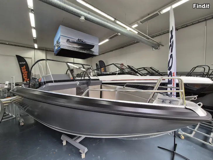 Säljes Buster X + Yamaha F70