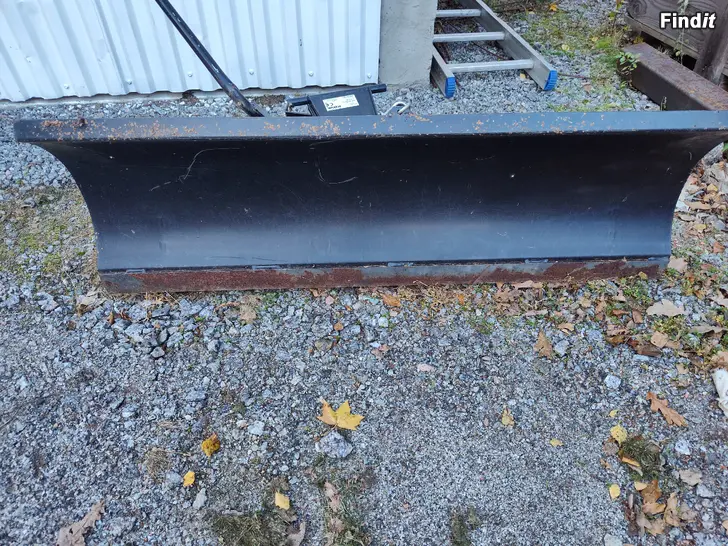 Säljes Snöblad till Partner / McCulloch