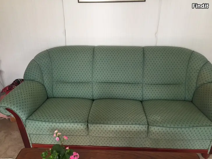 Myydään Soffa