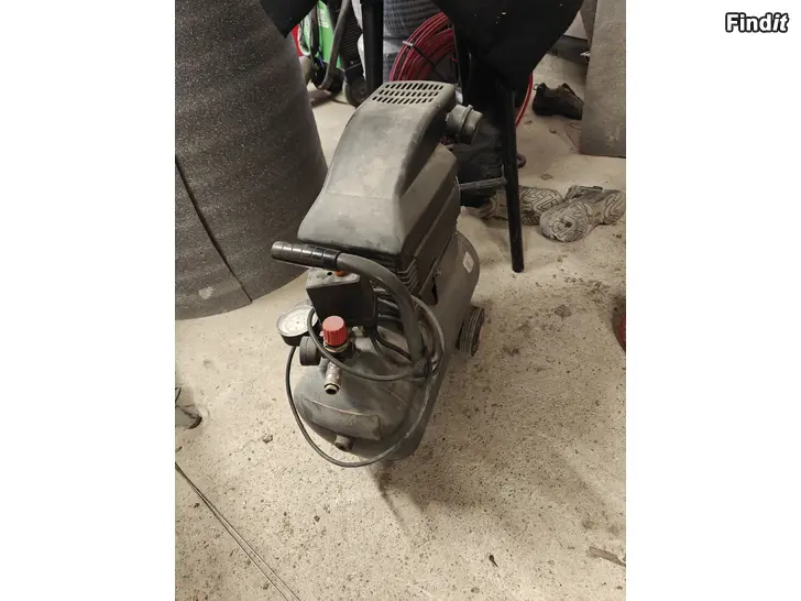 Säljes Kompressor 25L