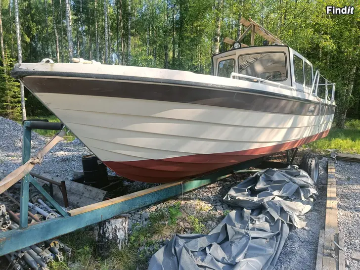 Myydään Minor 800 t