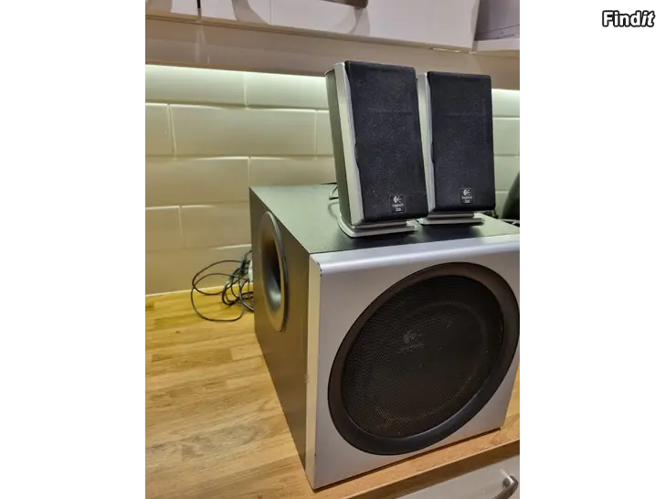 Säljes Logitech Z-2300
