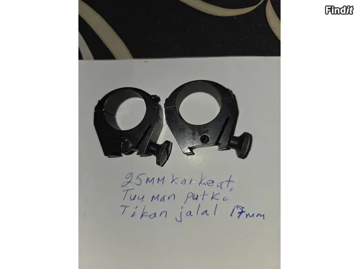 Myydään Tikka  jalkoja