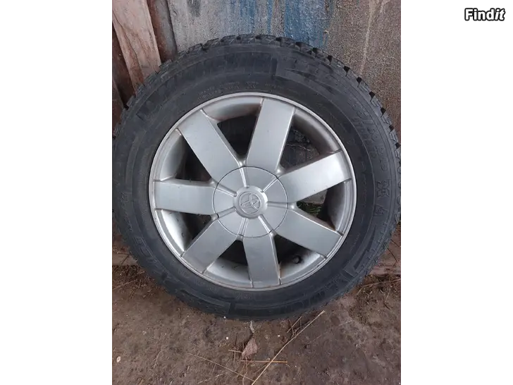 Säljes Toyota däck+fälgar 195/60R15
