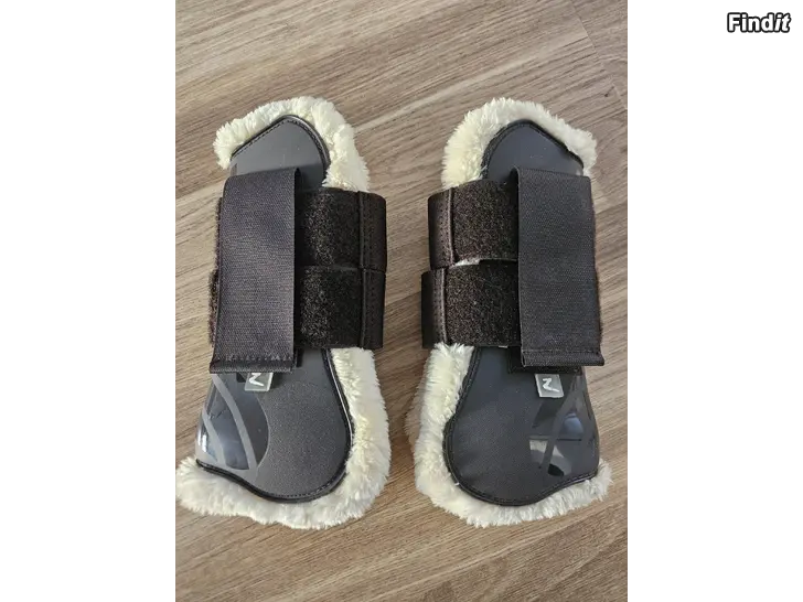 Säljes Horze Caliber jännesuojat full