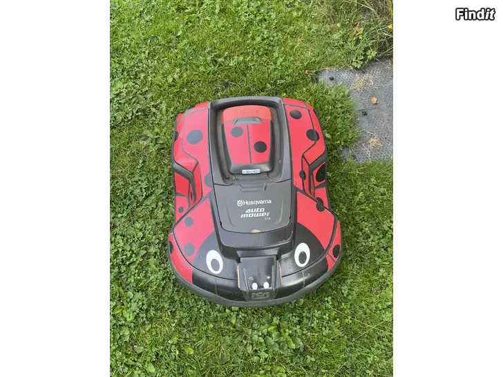 Myydään Huqvarna robot  gräsklippare mower 315 med tillbehör