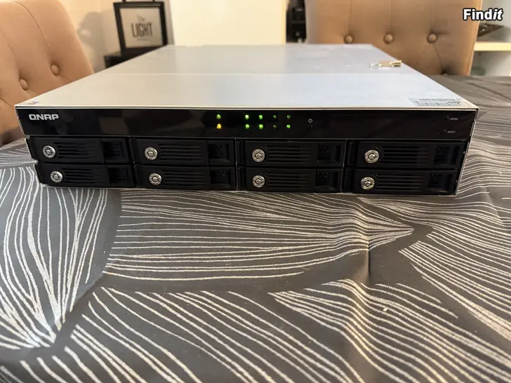 Säljes Qnap TS-869U-RP + 18Tb lagring