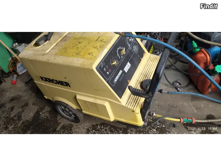 Säljes Hetvatten Högtryckstvätt Kärcher HDS 890