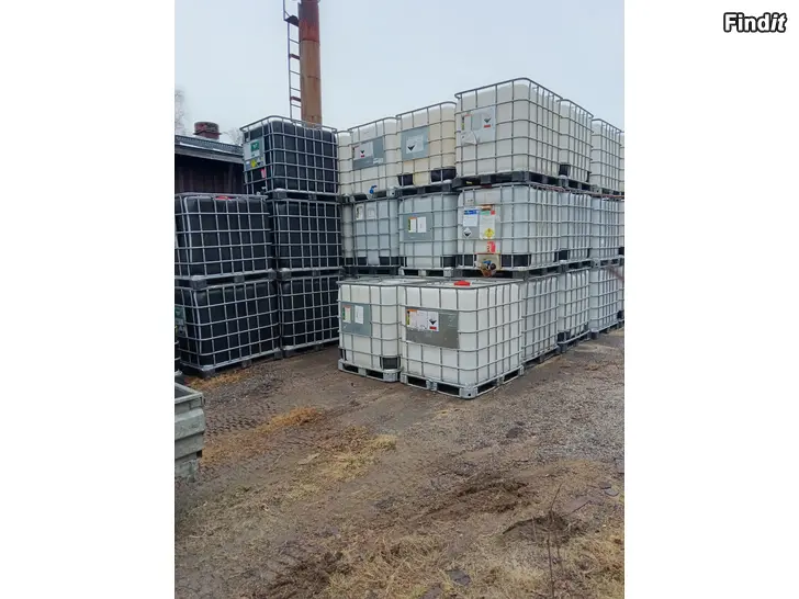 Säljes Plasttankar 1000 liters