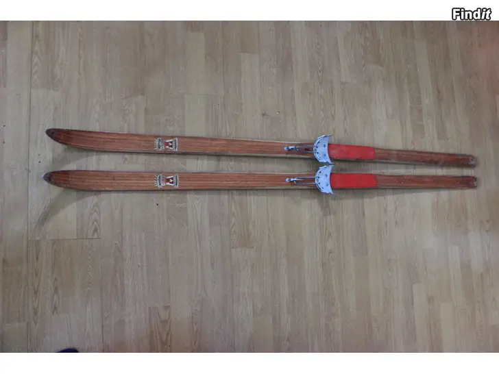 Myydään Trä skidor vintage