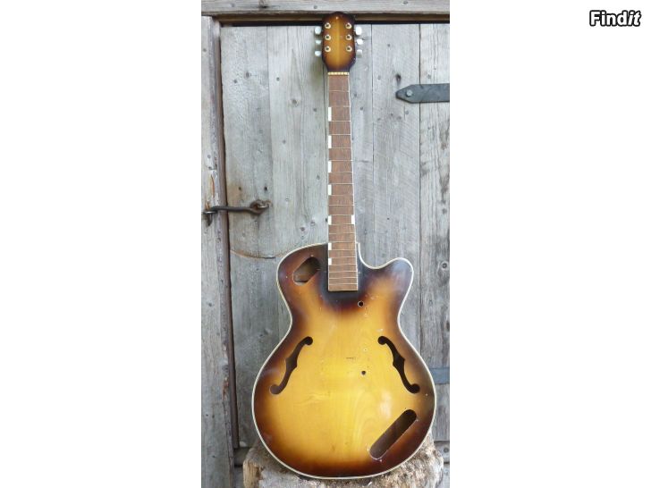 Myydään Wanha puoliakustinen Teisco EP-8 kitara VARATTU