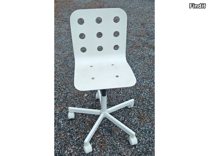 Säljes Ikea Jules barnstol