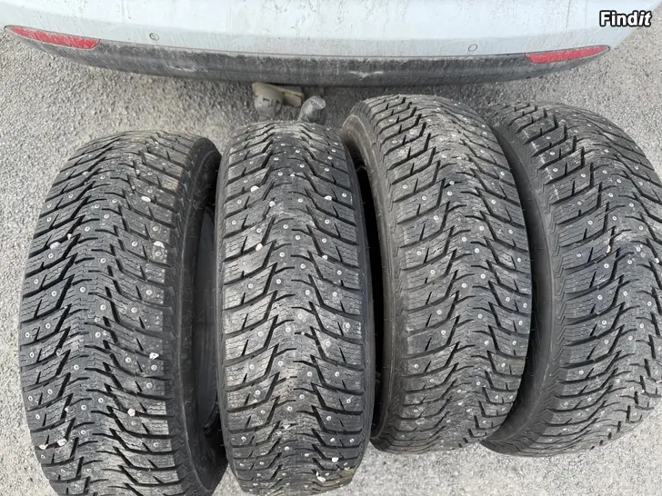 Myydään Nastarenkaat 195/65R15