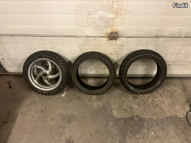 Myydään Vinter däck,Kymco