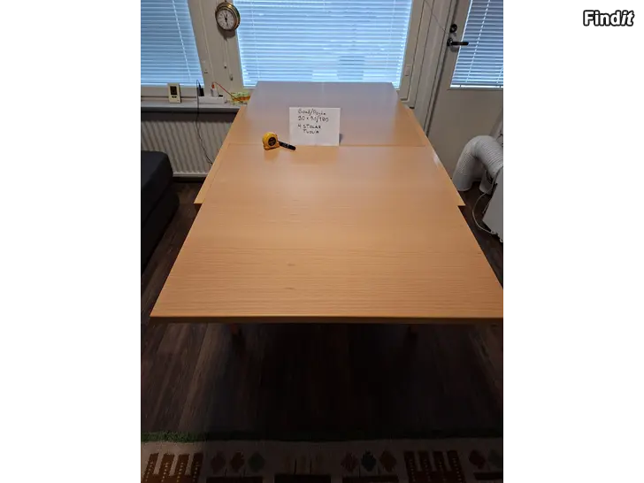 Myydään Jatkettava pöytä 4 tuolia