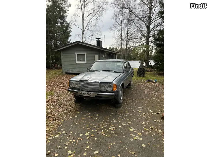 Myydään Mercedes-benz 200 w123 projekti