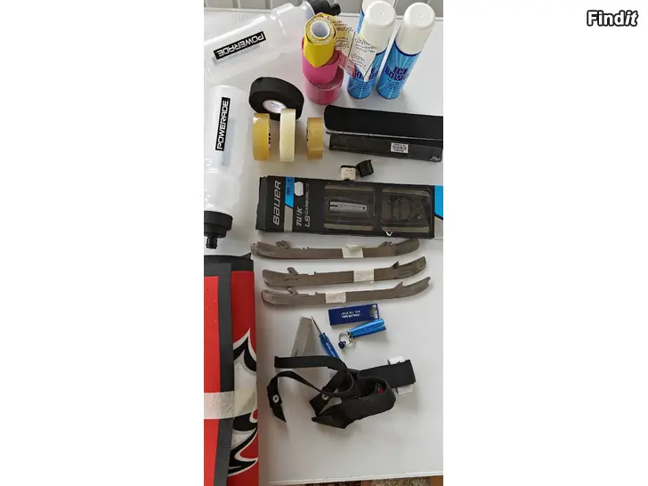 Myydään Jäämistöä Bauer ym terät Teipit erkat Warrior kahva Sport logomatto jne