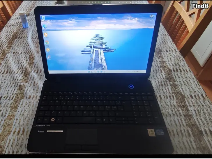 Säljes Fujitsu Lifebook A512 laptop
