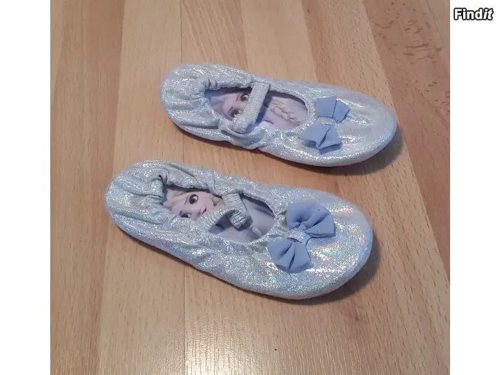 Myydään HM Frozen jumppatossut tanssitossut 24-25 -hinta 3e