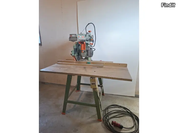 Myydään Säteissaha DeWalt