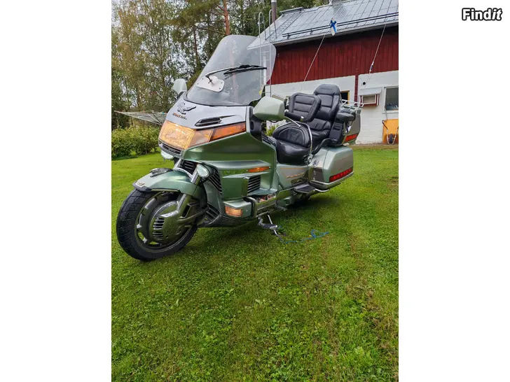 Myydään Honda Gold Wing