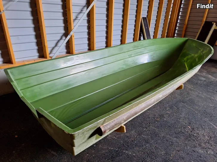 Säljes Tillverknings form för 410cm båt på Huutokaupat.com
