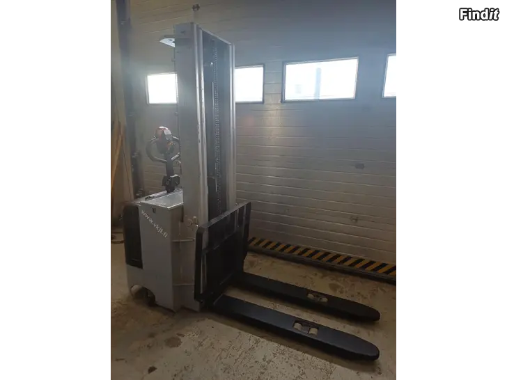 Myydään Silverstone pinkkari