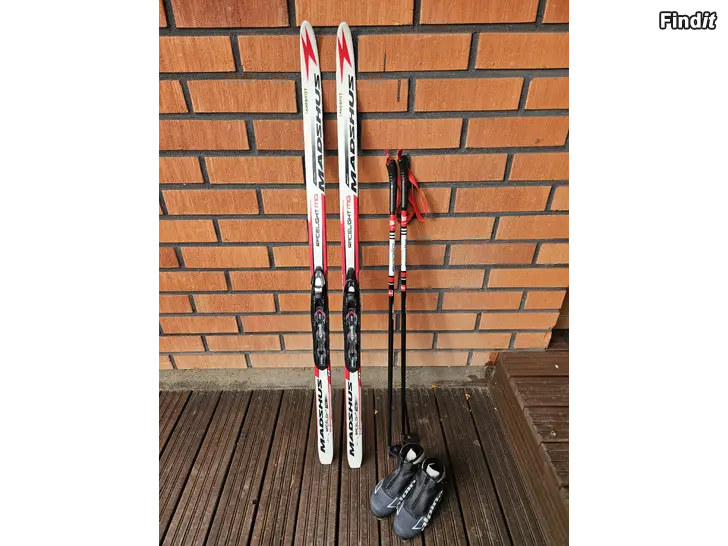 Säljes Barn skid paket