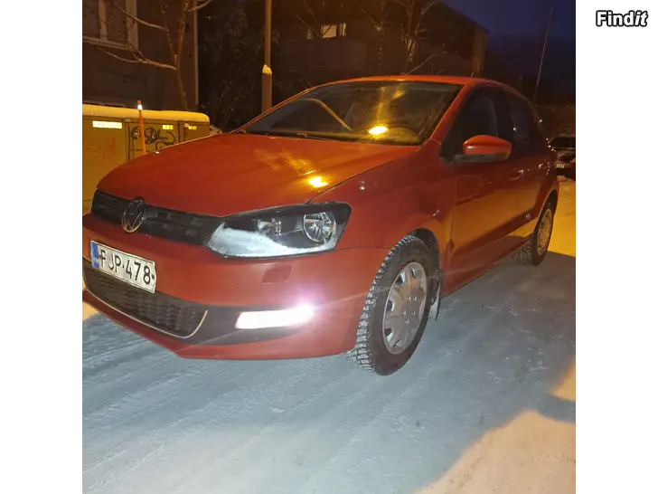 Säljes Volsvagen polo 1.2 bensin ny besiktat