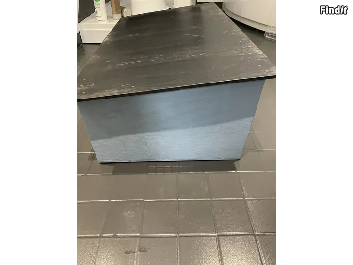 Säljes Leksaksfähus och utebyggnad