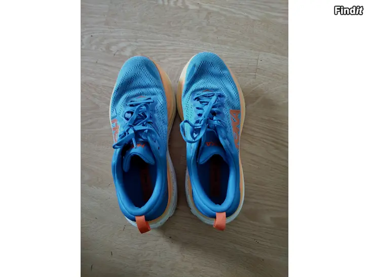 Myydään Juoksukengät