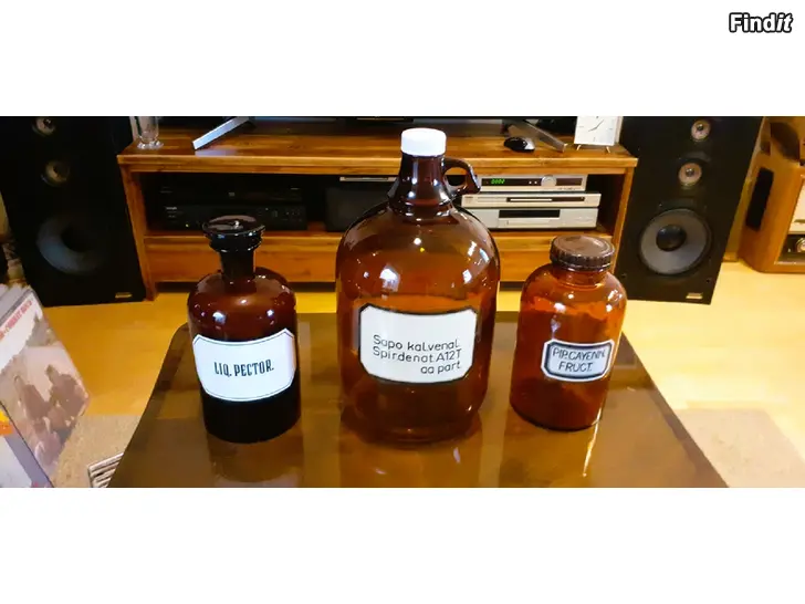 Myydään Lasipulloja kasa