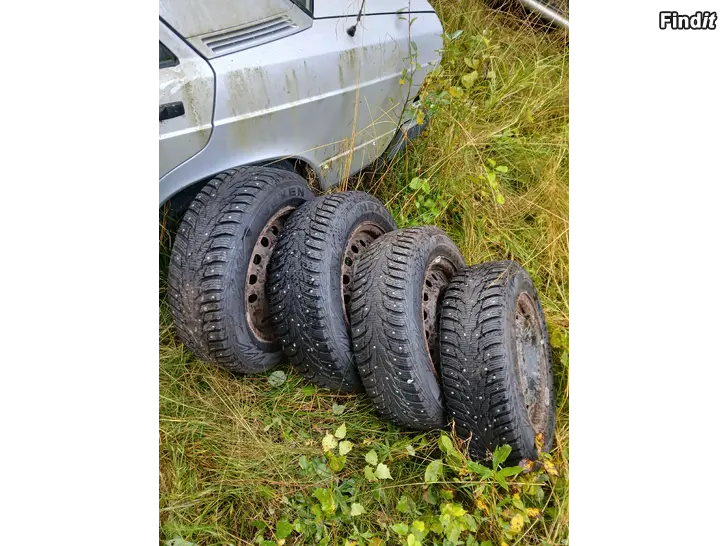 Säljes Vinterdäck 195/65/R15