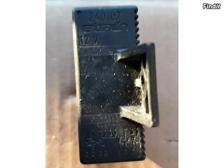 Myydään Bitron 240107 12v