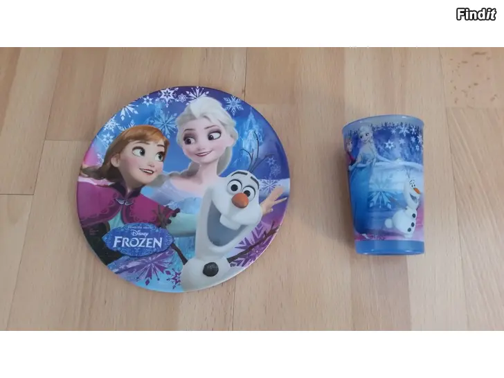 Myydään Disney Frozen lautanen ja muki  -hinta 2e