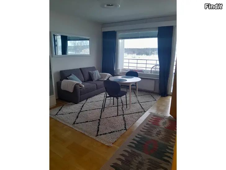 Myydään Parvekkeellinen yksiö merinäkymällä. Koppönkatu 2