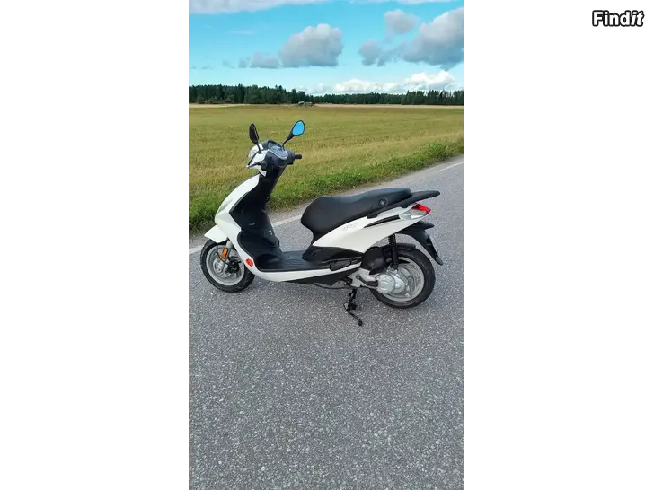 Myydään Piaggio Fly 50 4-T